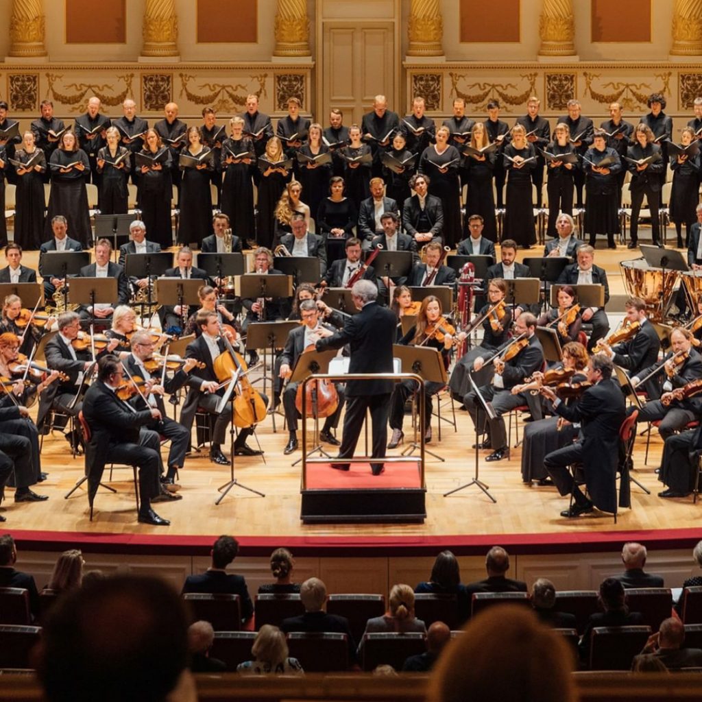Elisabeth Schmeißer, Semperoper Dresden, Mozart Requiem, Chor, Sopran